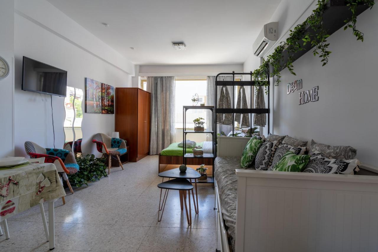 Oasis - Cozy Studio In Larnaca Exterior photo